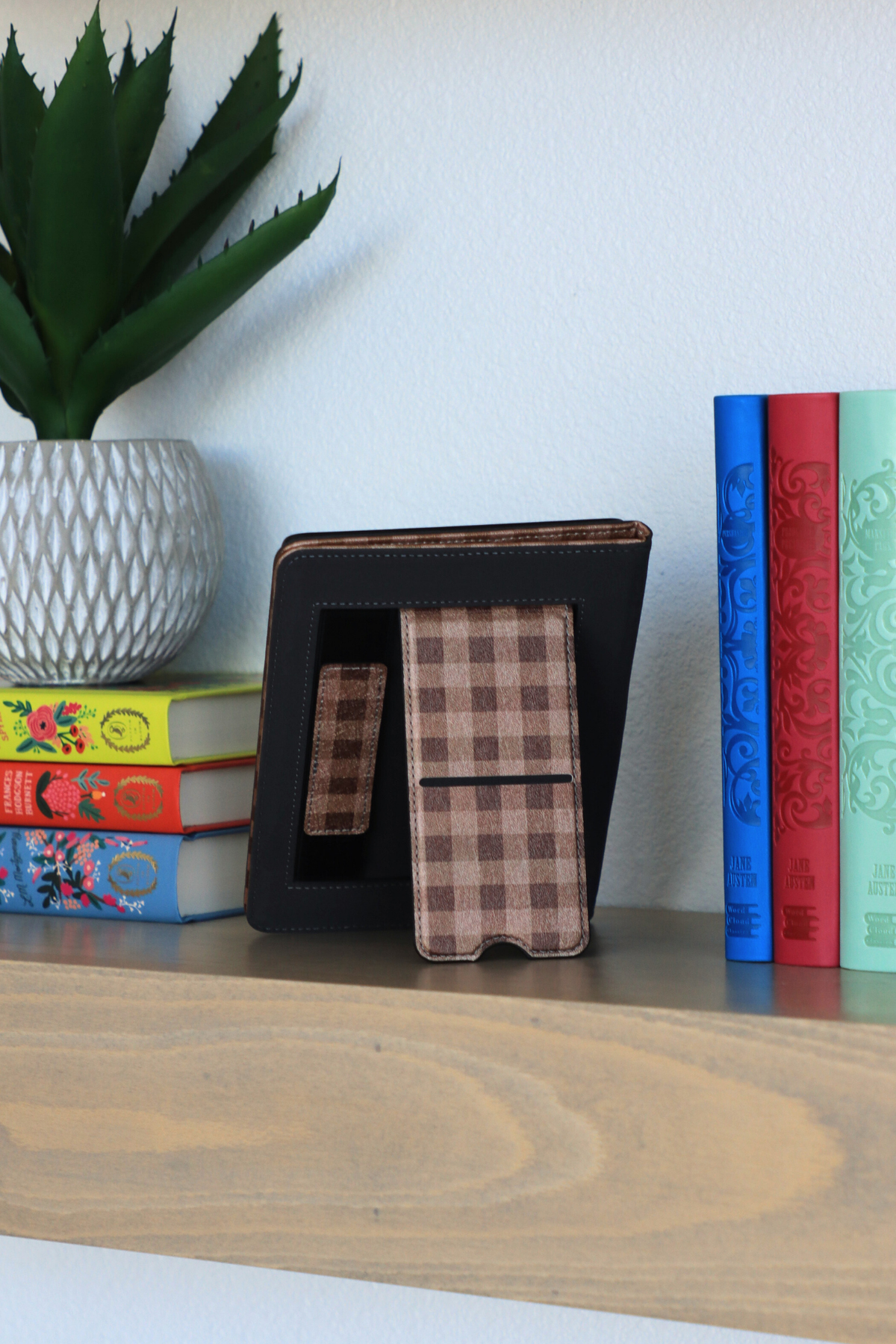 pumpkin spice kindle case