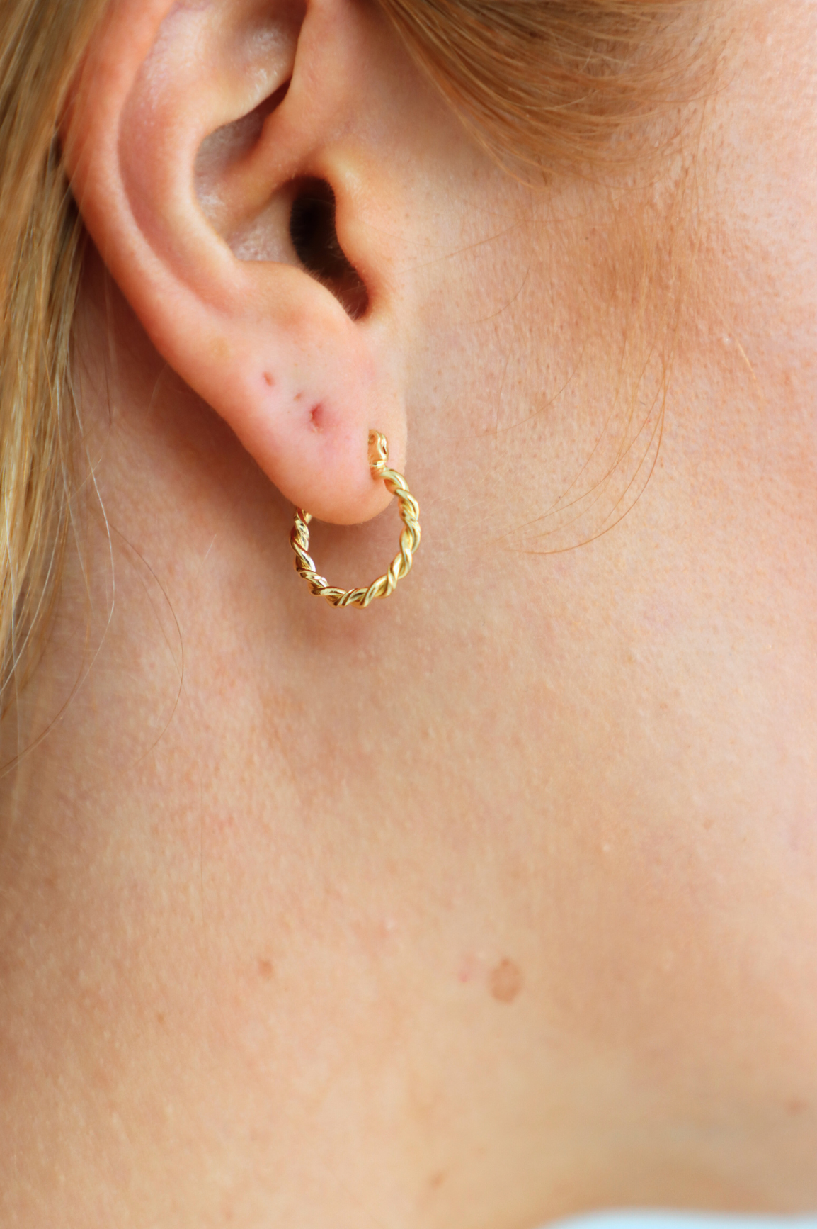 dainty gold hoop earrings