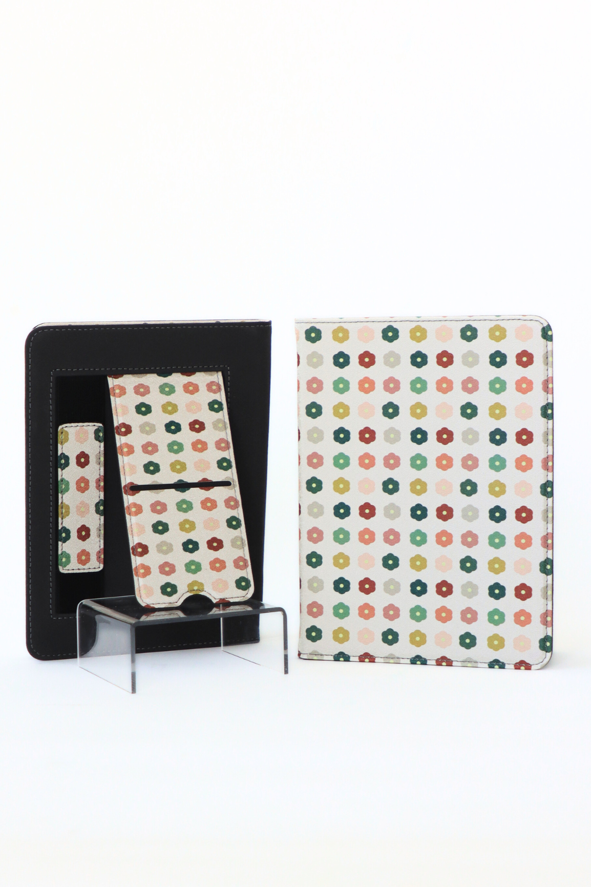 retro reads kindle case