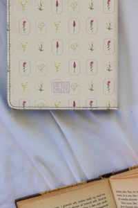 cream floral kindle case