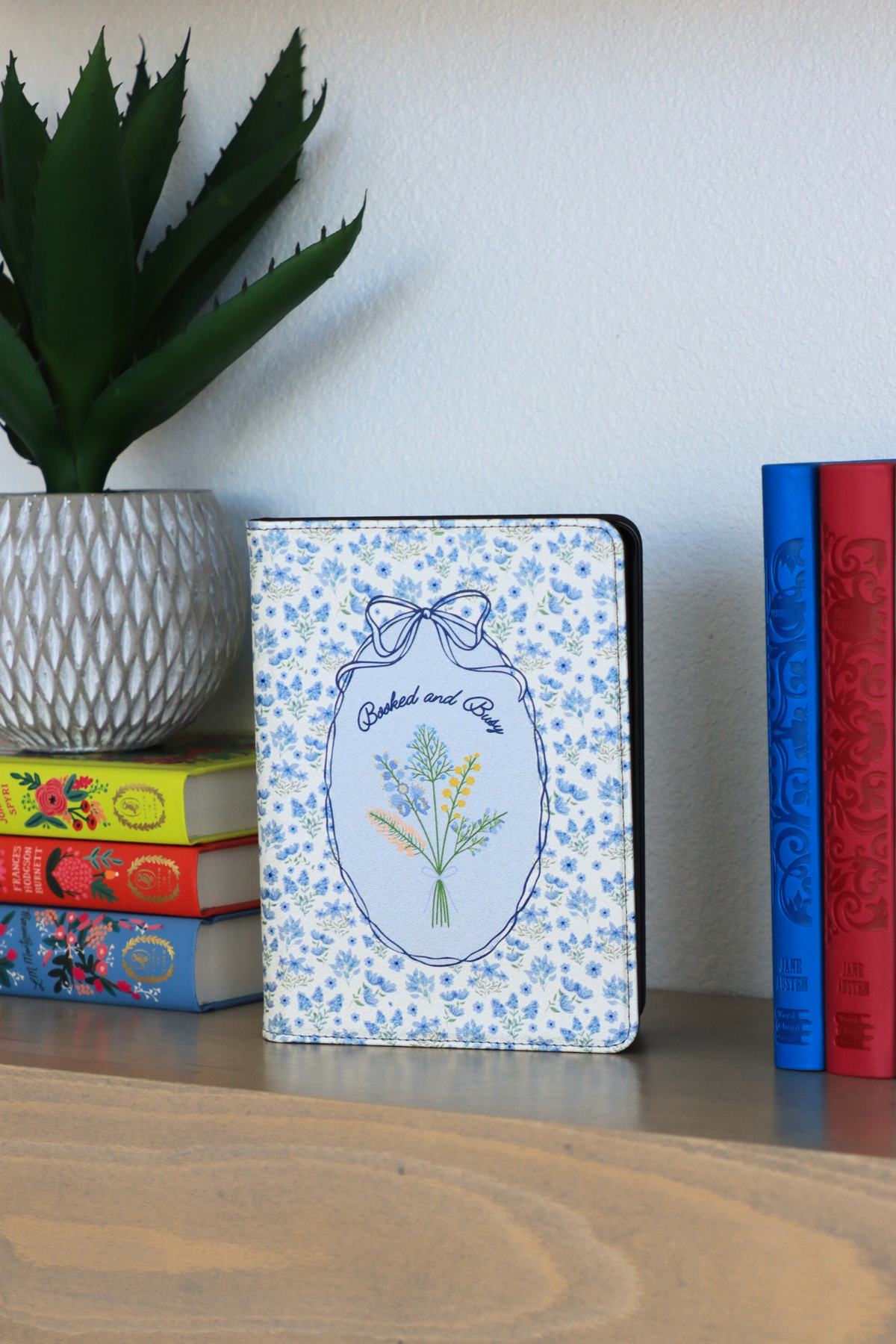 booked & busy kindle case