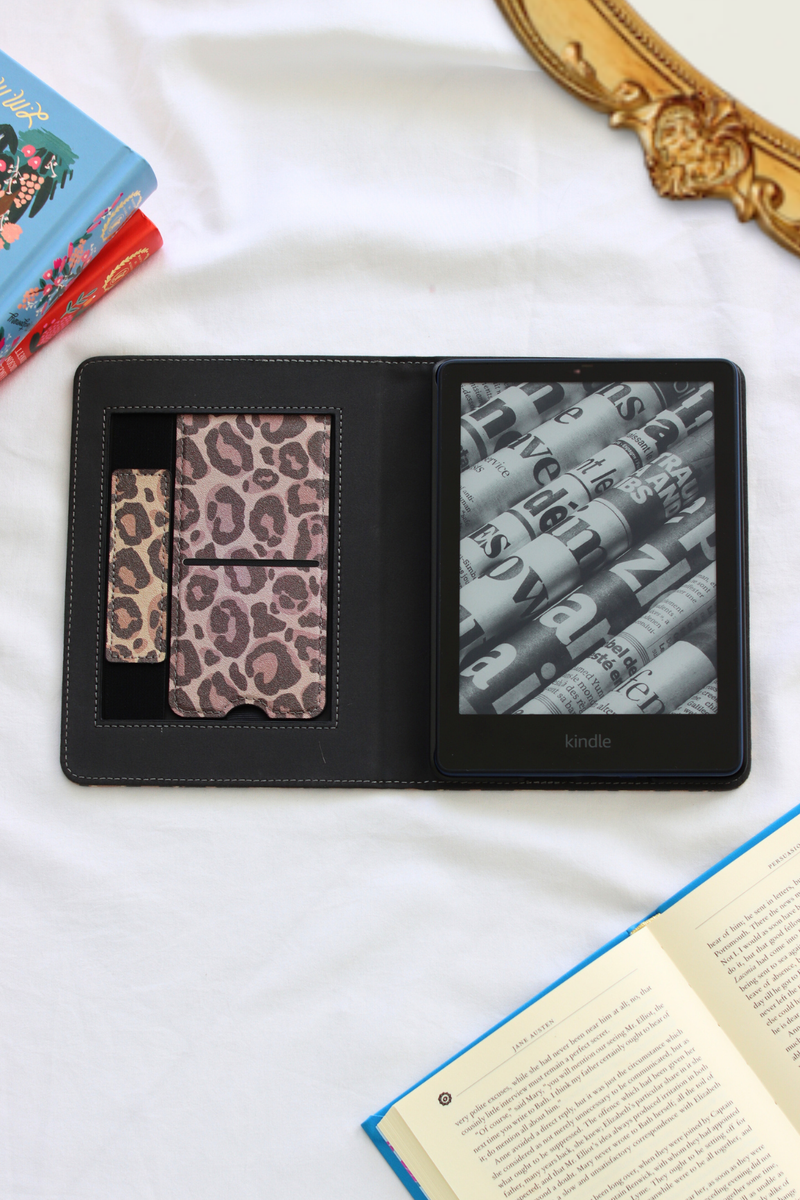 Untamed Kindle Case – Lash Next Door