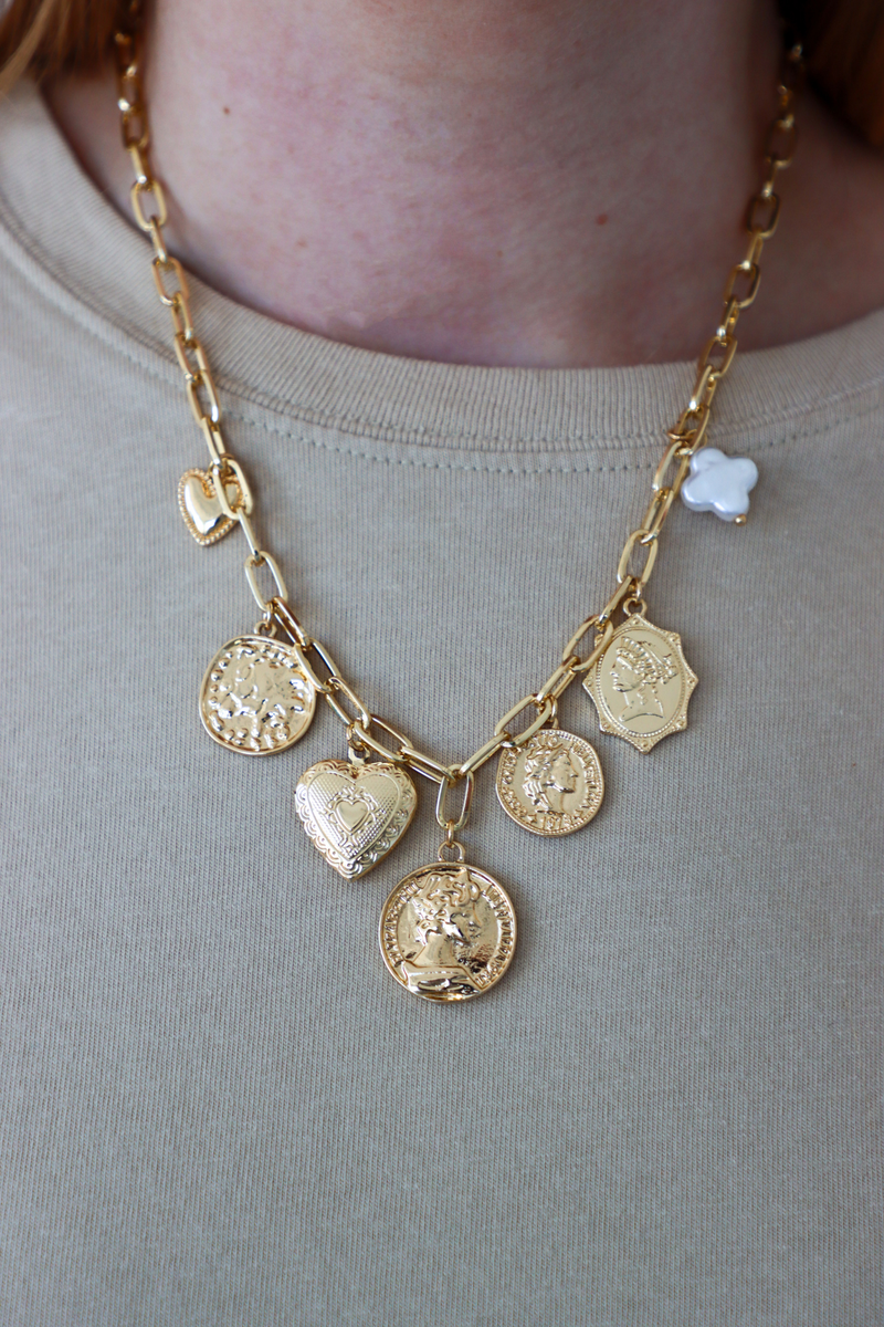 chunky gold charm necklace