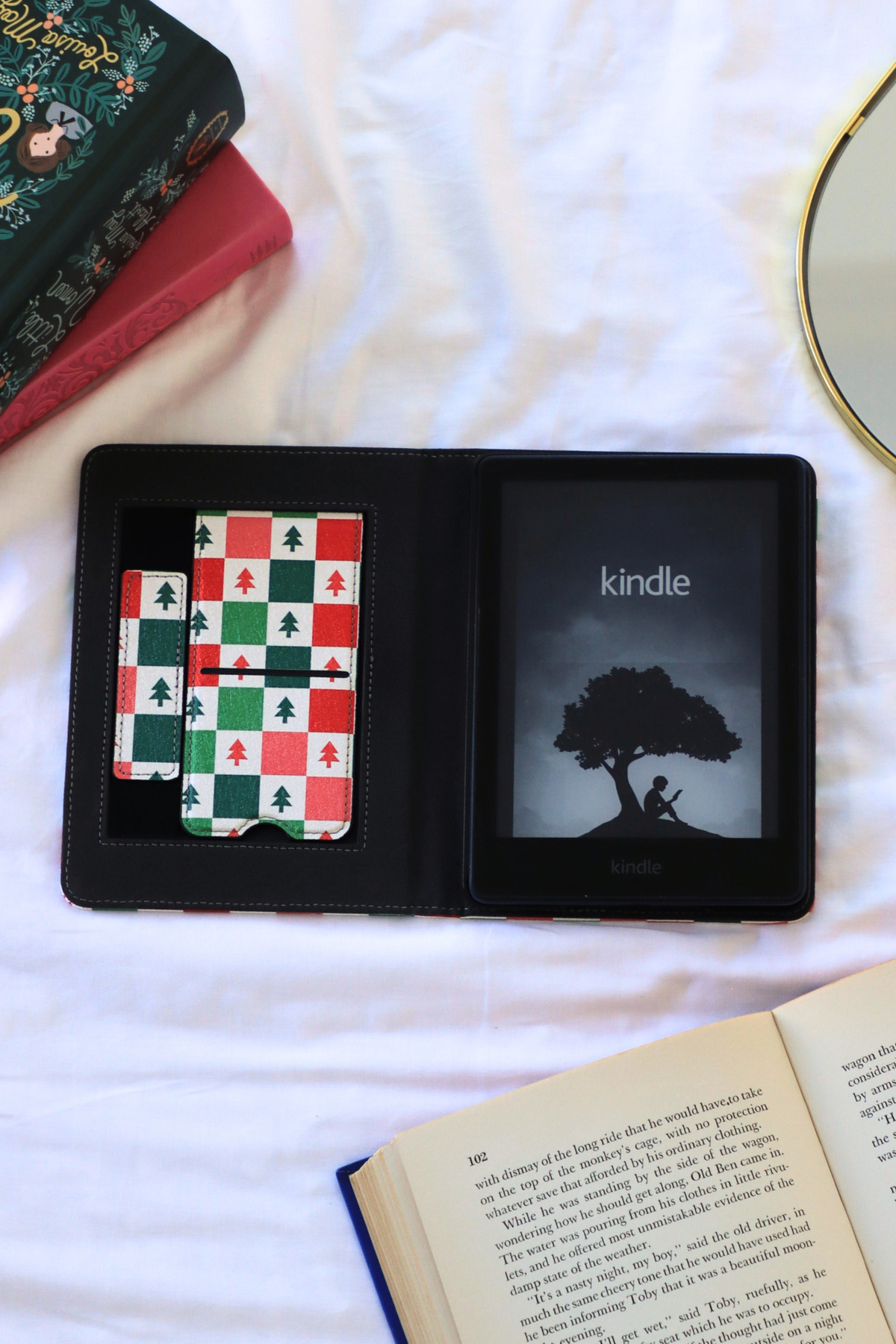 home for the holidays kindle case