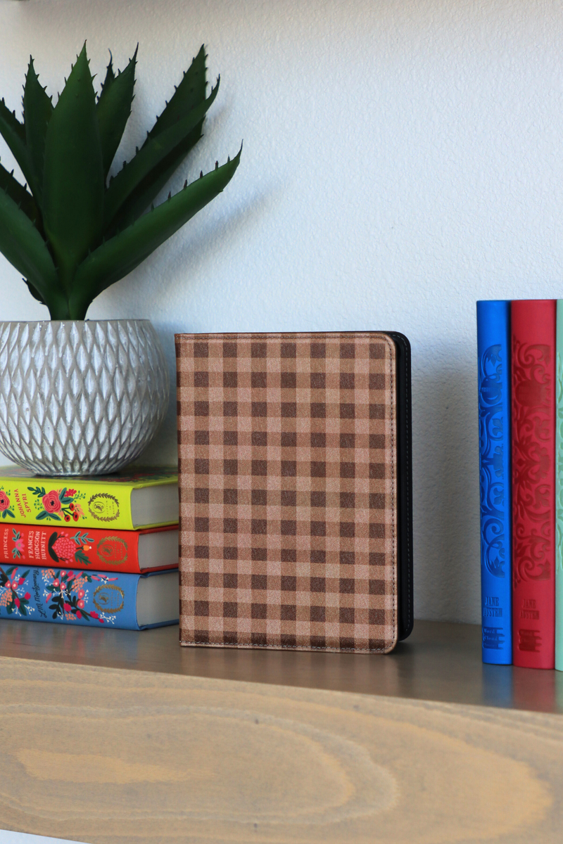 pumpkin spice kindle case