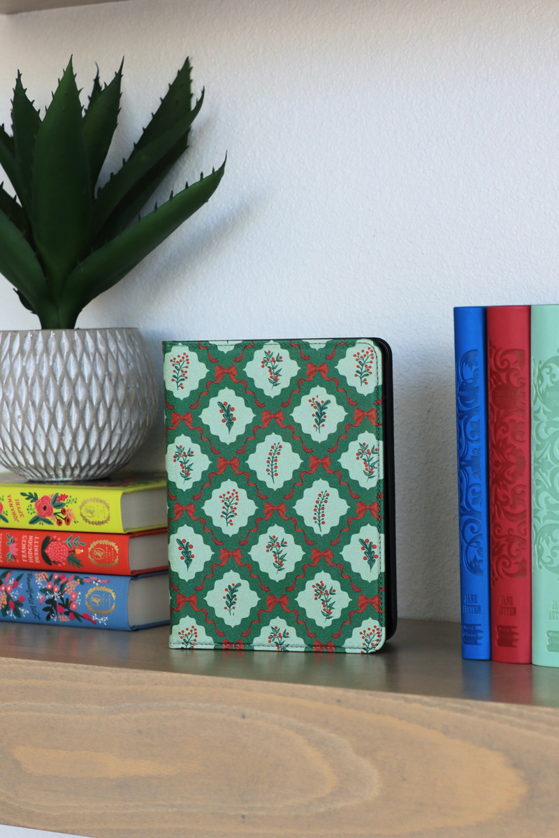 holly jolly kindle case