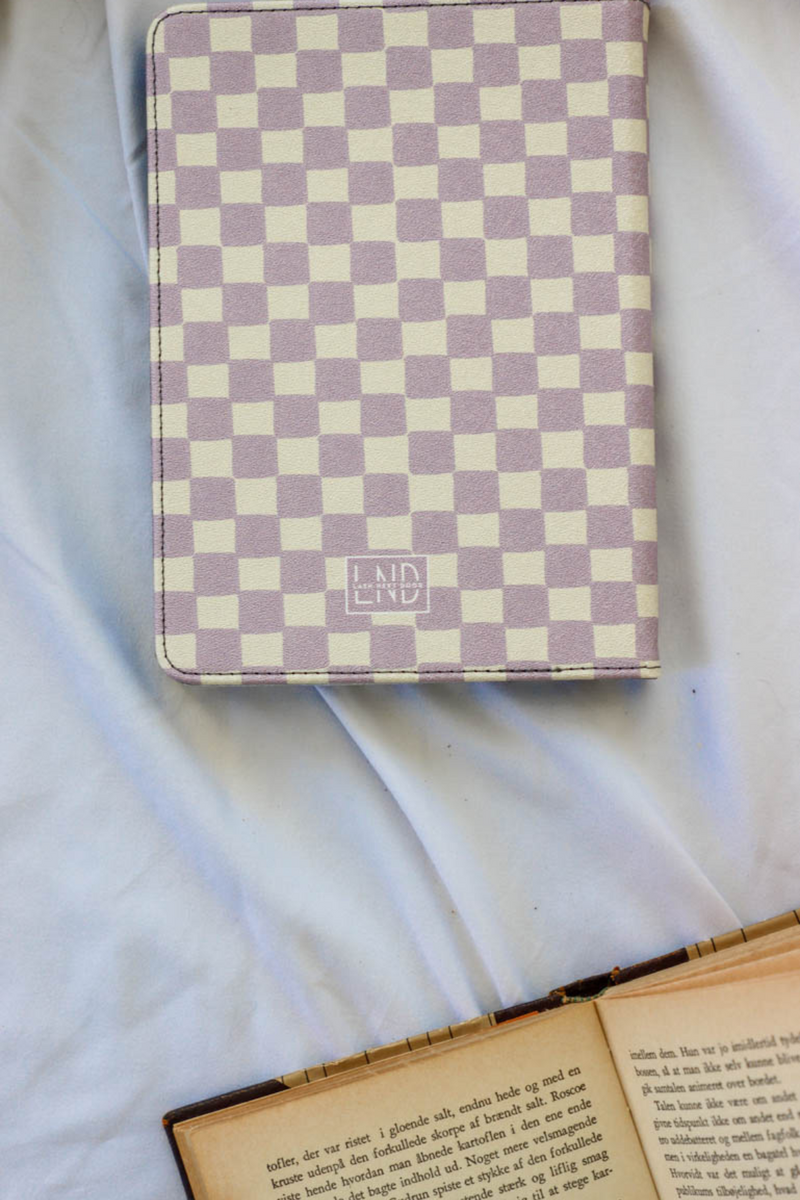 purple checker print kindle case