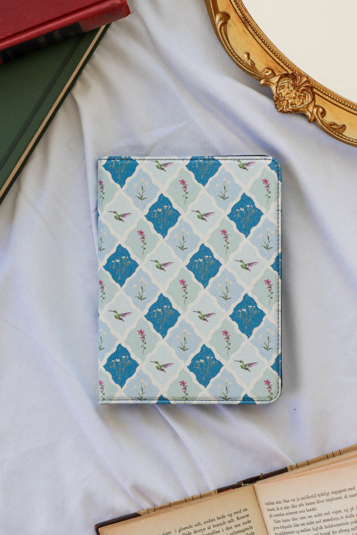 teal and blue hummingbird kindle case