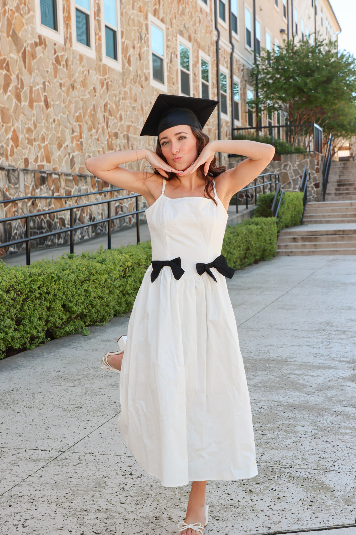 In The Details Dress Large / White In The Details Dress Large / White