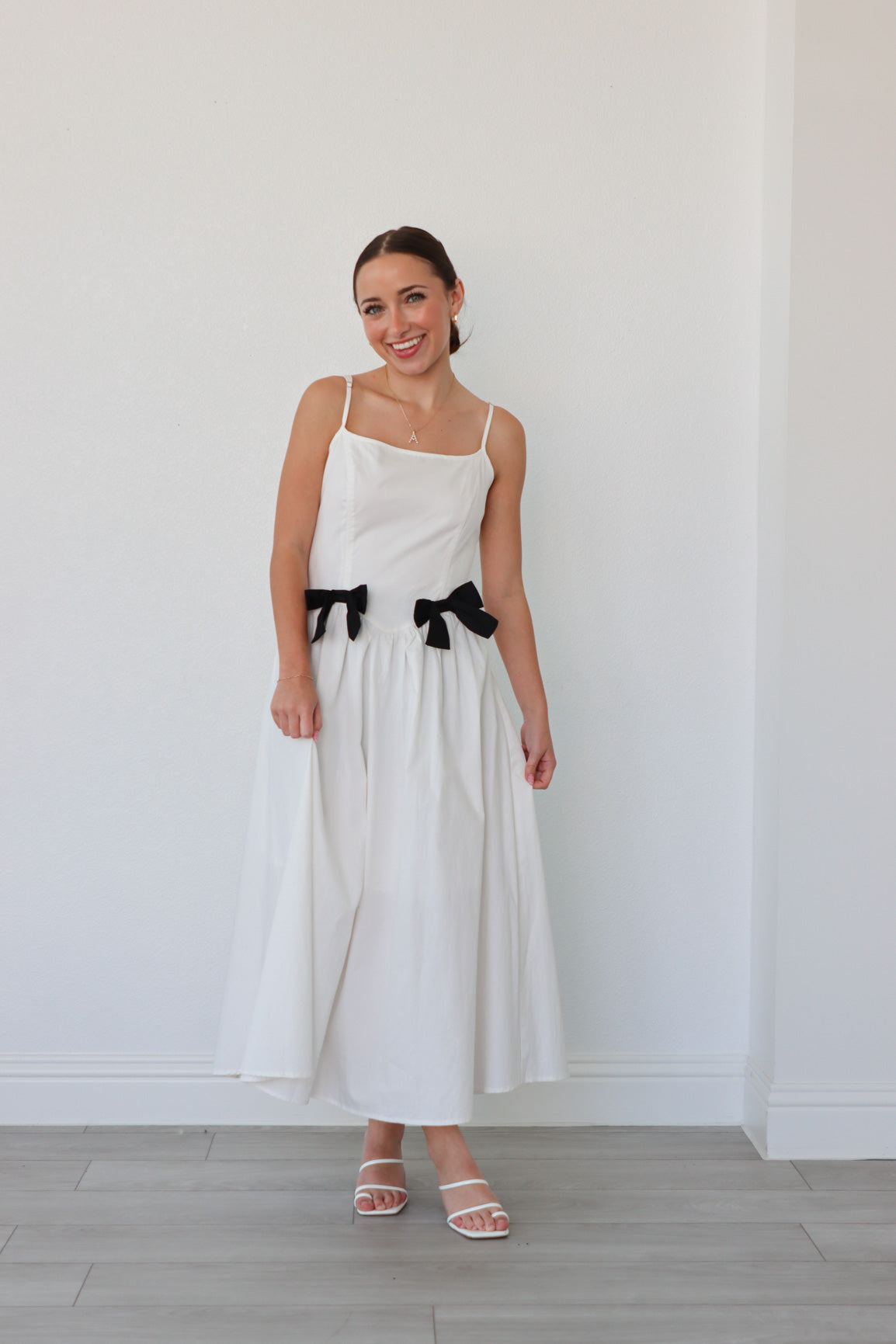 In The Details Dress Large / White In The Details Dress Large / White