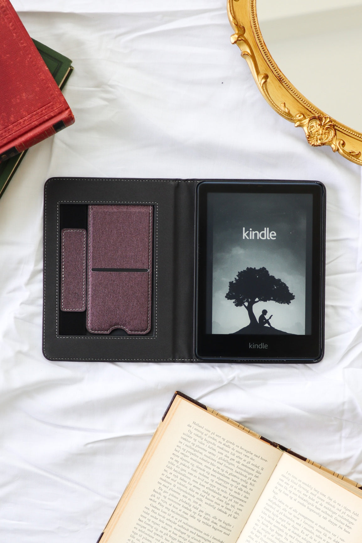 Midnight Scales Kindle Case – Lash Next Door