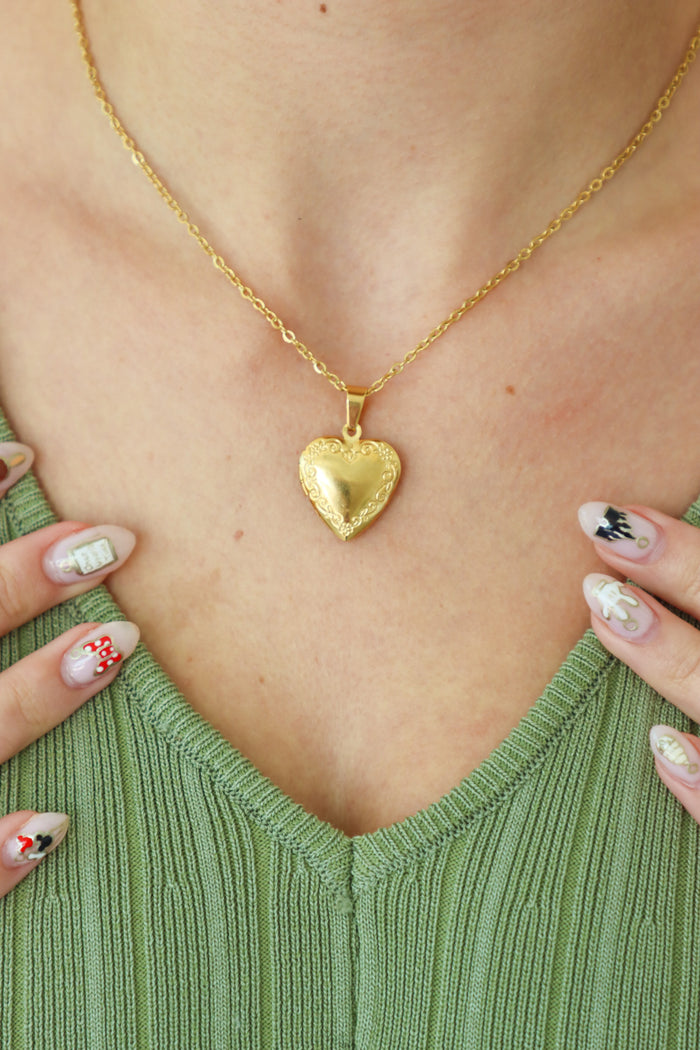 gold locket heart necklace