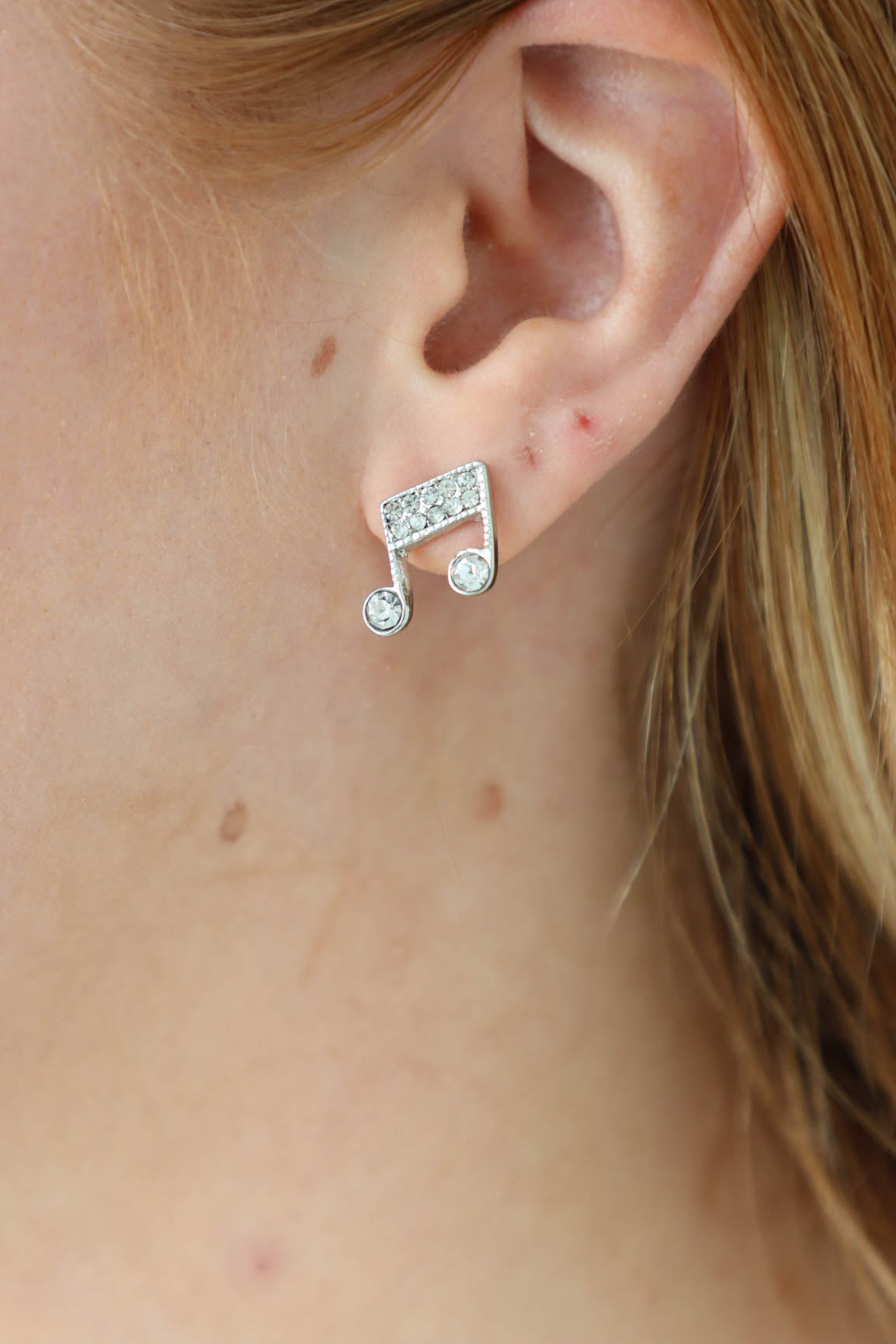 silver music note stud earrings